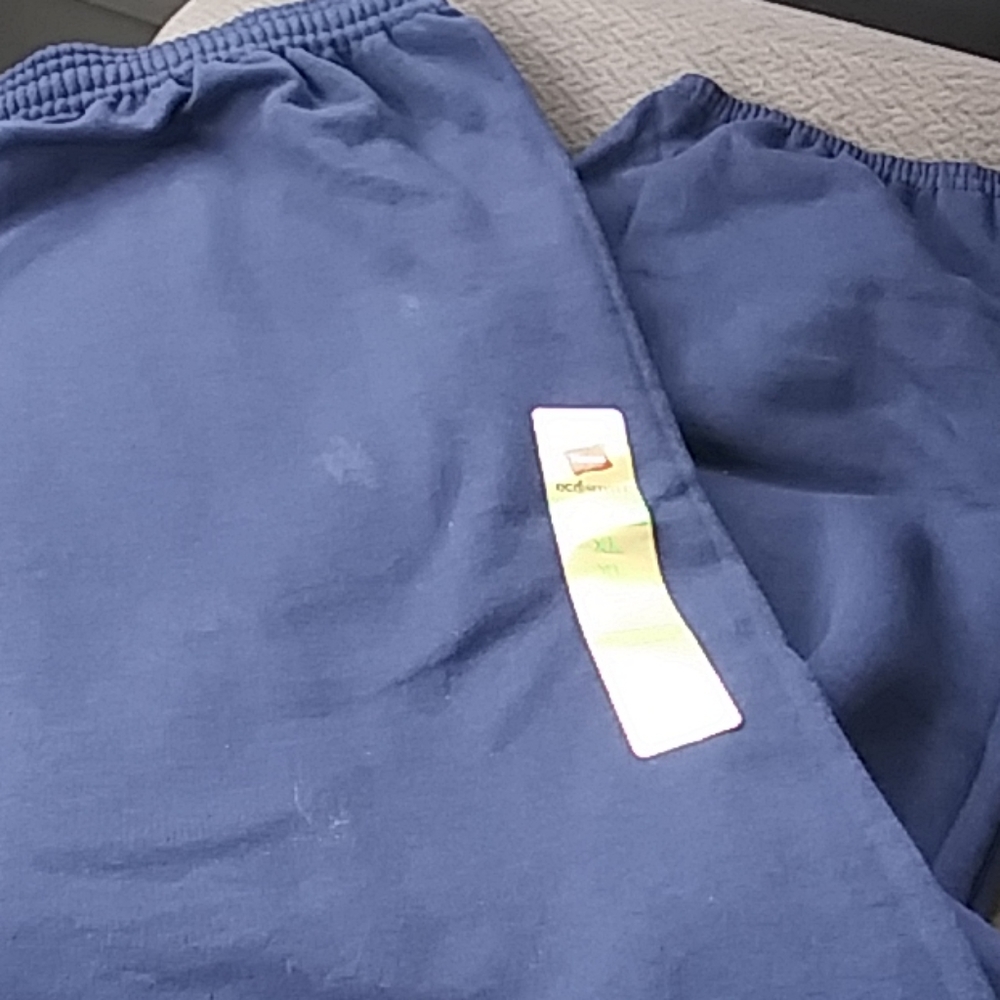Mens Hanes sweatpants (XL)